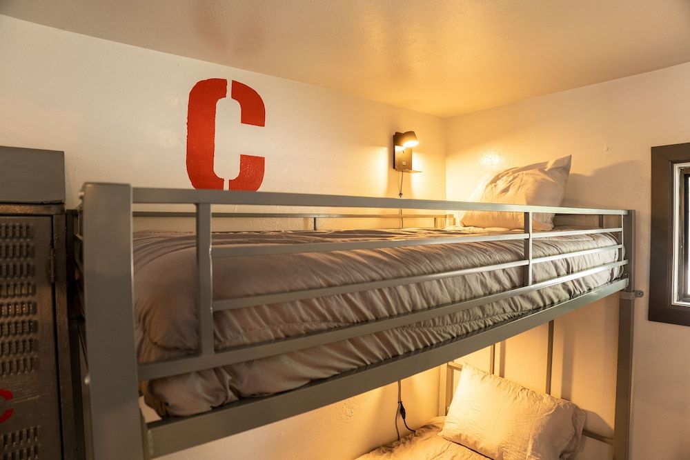 The Junction Hotel and Hostel Basic Shared Dormitory 2