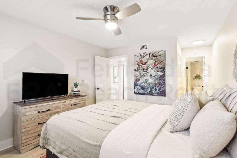 Condo, 2 Bedrooms