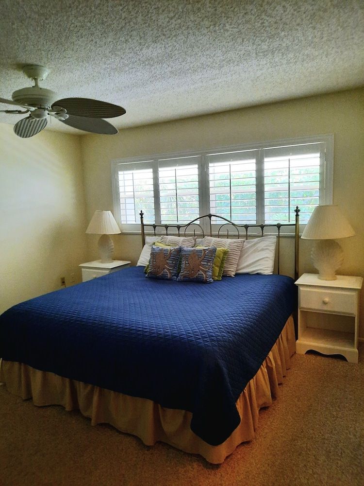 Condo, 2 Bedrooms