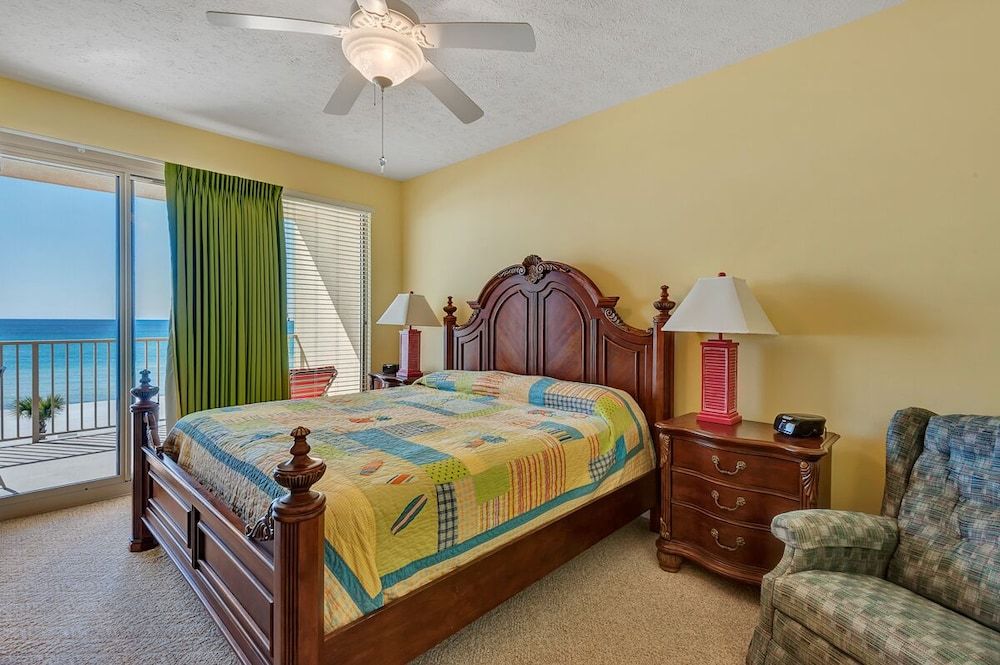 Condo, 2 Bedrooms