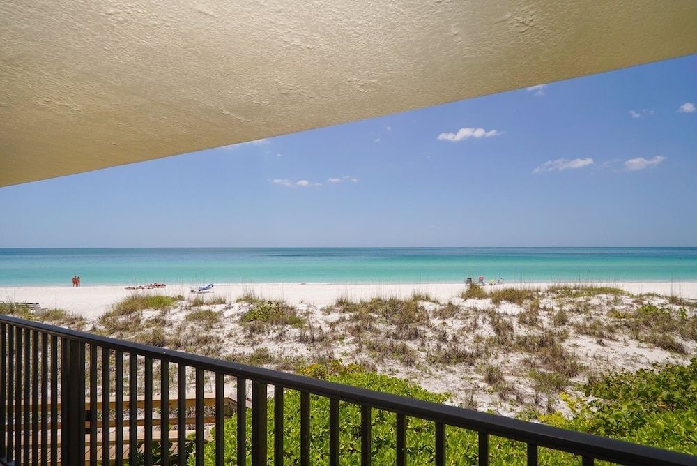 Condo, 2 Bedrooms