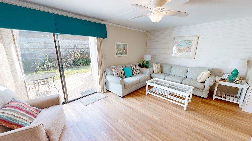 Townhome, 3 Bedrooms