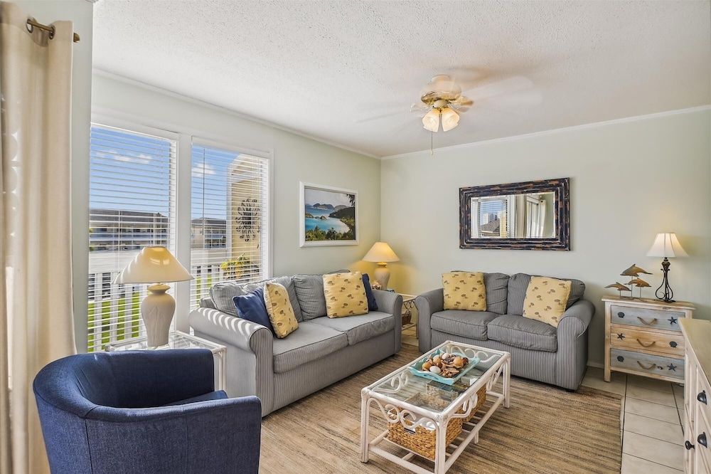 Condo, 1 Bedroom