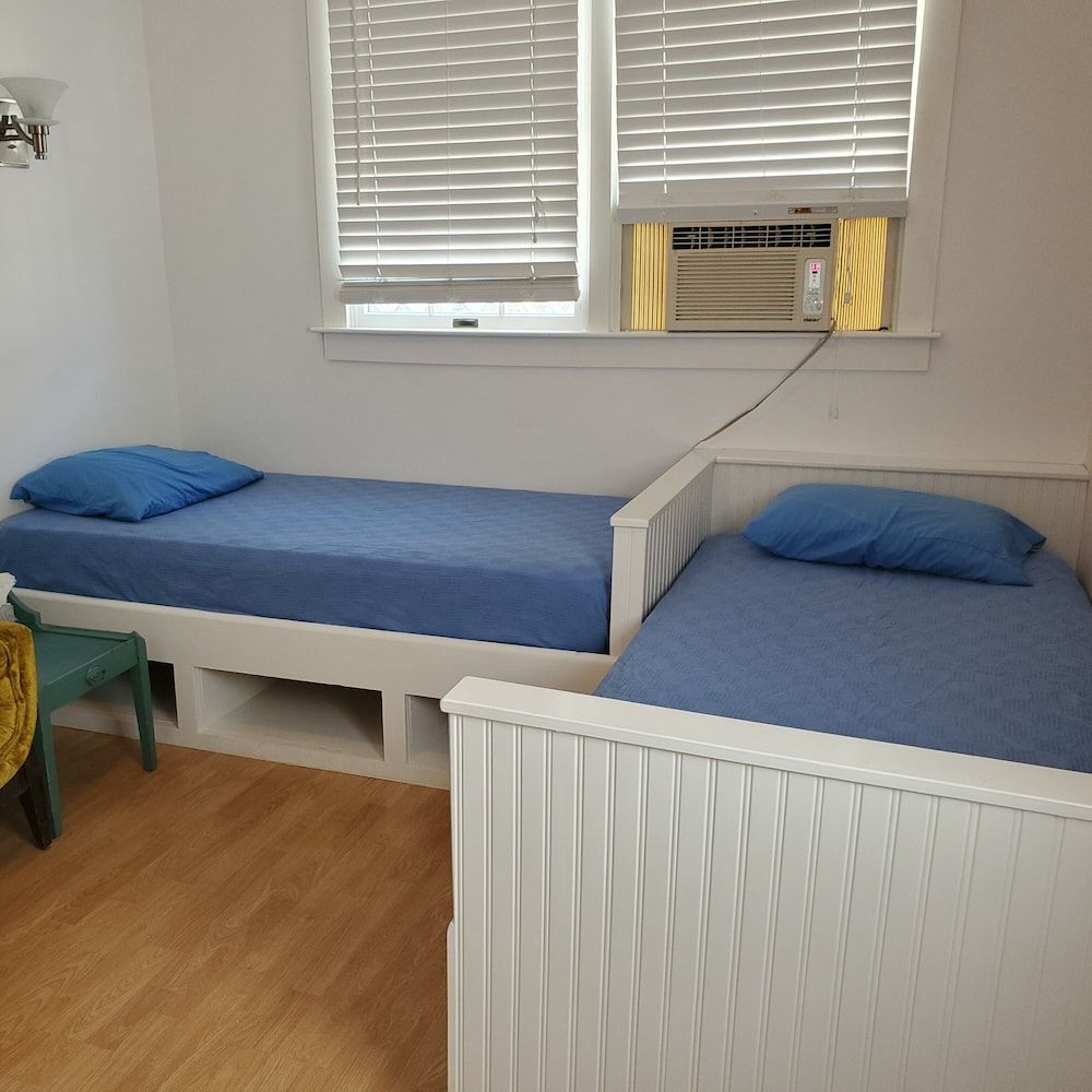 Family Cottage, Accessible, Jetted Tub