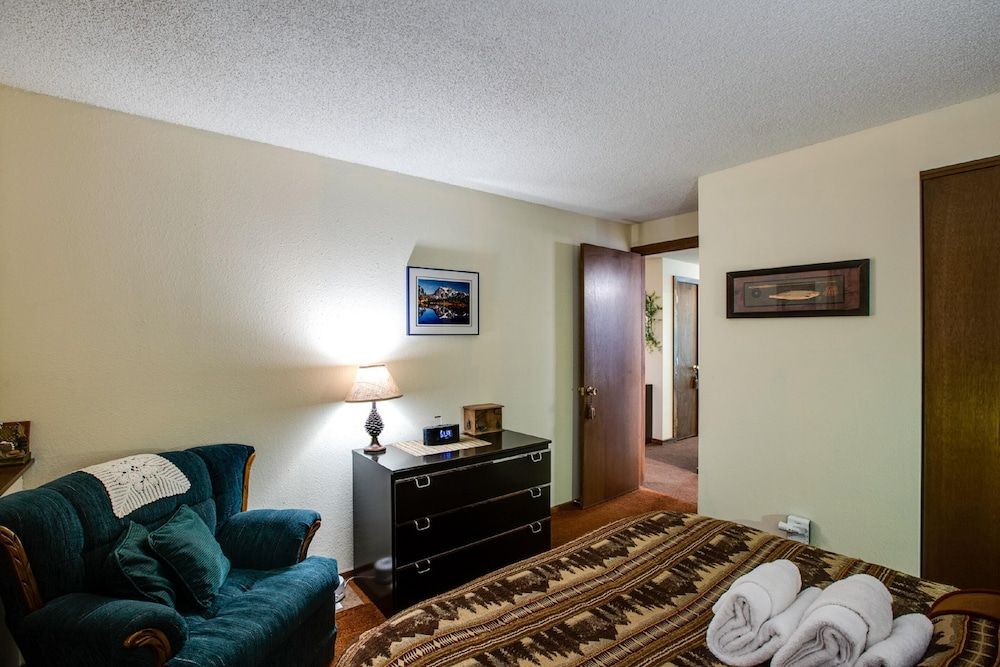 Apartment (1 Bedroom)