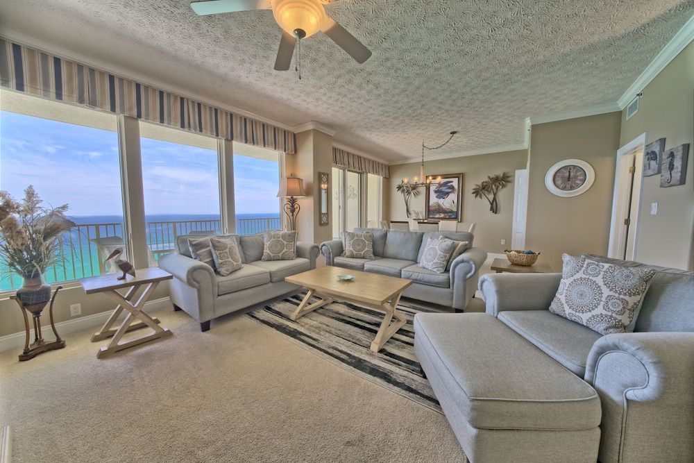 Condo, 2 Bedrooms
