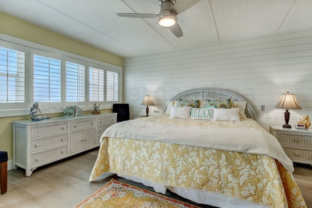 Condo, 2 Bedrooms