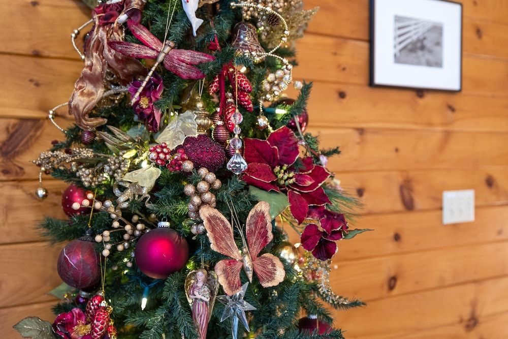 Always & Forever 1 Bedroom Cabin by RedAwning Cabin, 1 Bedroom 31