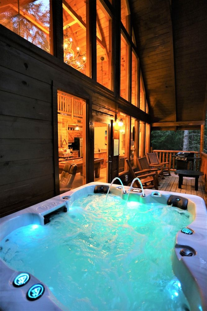 Always & Forever 1 Bedroom Cabin by RedAwning Cabin, 1 Bedroom 21