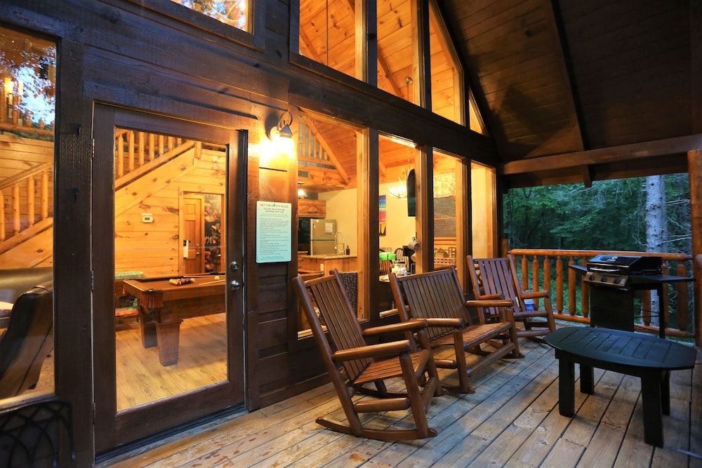 Always & Forever 1 Bedroom Cabin by RedAwning Cabin, 1 Bedroom 33