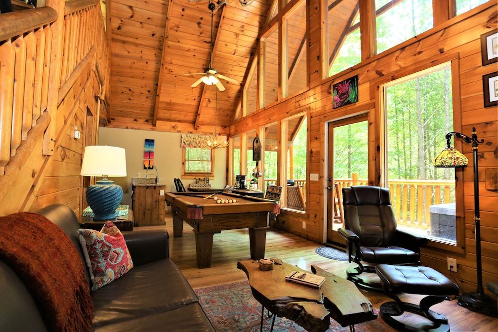 Always & Forever 1 Bedroom Cabin by RedAwning Cabin, 1 Bedroom 25