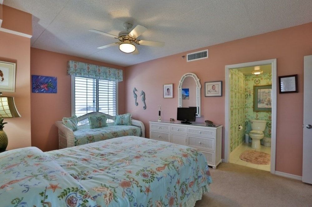 Condo, 3 Bedrooms