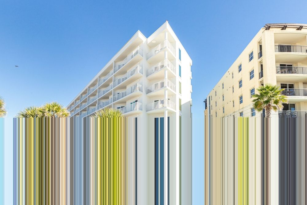 Condo, 2 Bedrooms