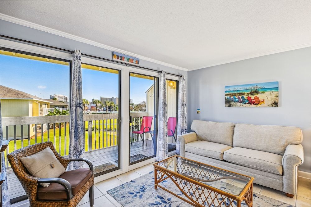 Condo, 1 Bedroom