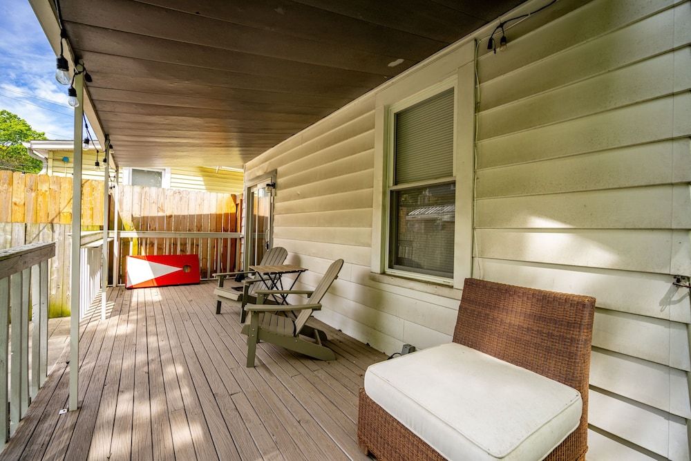 Cozy Cottage In The Heart Of Hyde Park 1 Bedroom Home by RedAwning House, 1 Bedroom 20