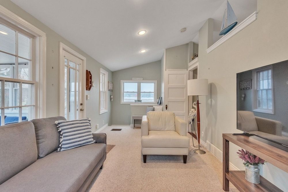 House, 2 Bedrooms