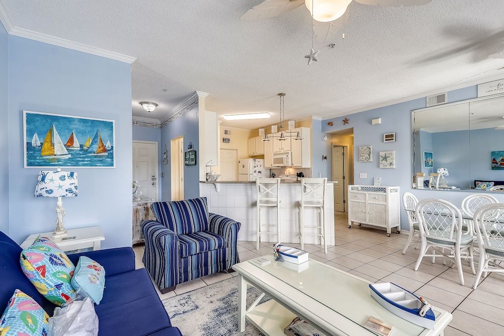 Condo, 2 Bedrooms