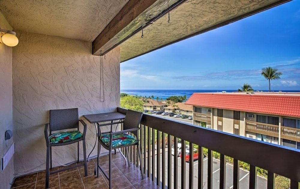 Condo, 2 Bedrooms
