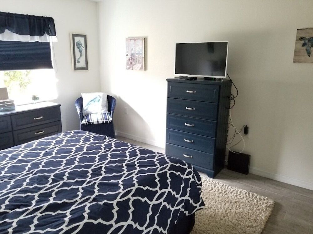 Condo, 2 Bedrooms