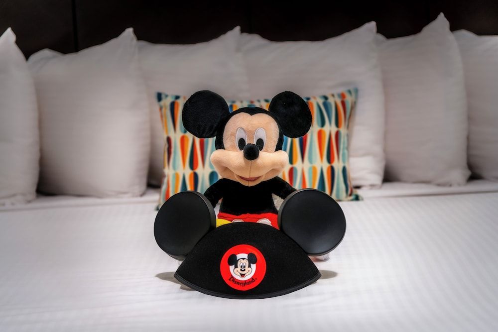 Alpine Inn Standard Room, 2 Queen Beds 3