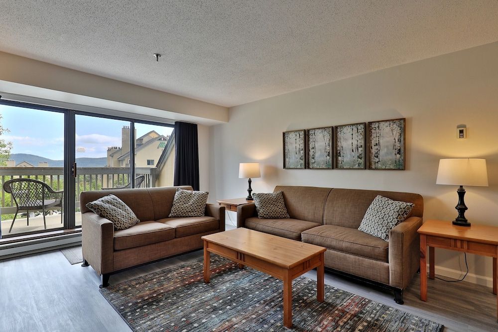Condo, 2 Bedrooms