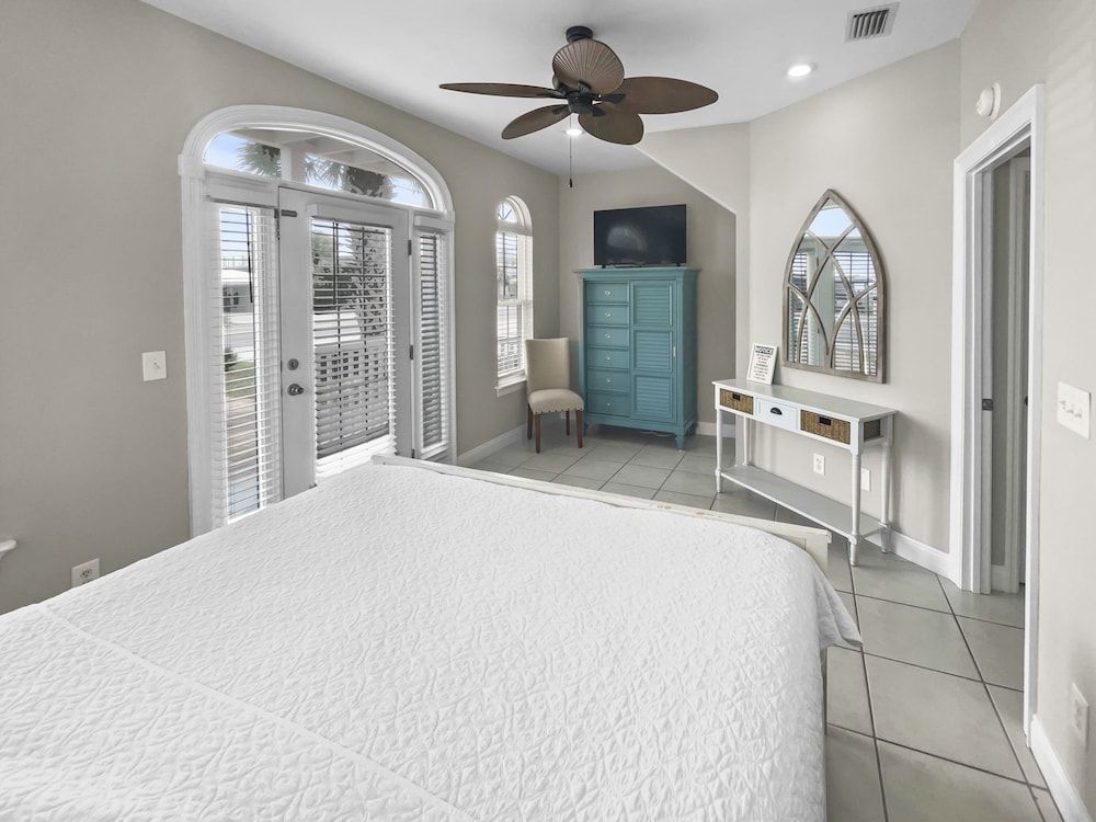 House, 2 Bedrooms