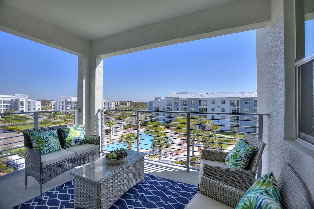Condo, 3 Bedrooms