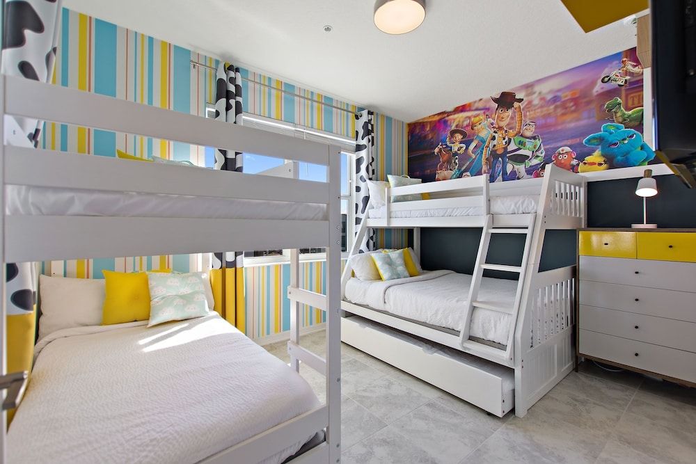 Condo, 3 Bedrooms