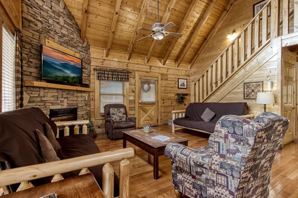 Ern819 - Mountain Majesty - Great Location! Close To All The Action! 5 Bedroom Cabin by RedAwning Cabin, 5 Bedrooms 28