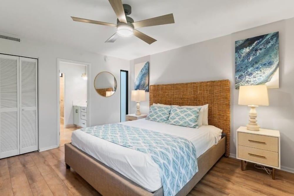 Condo, 2 Bedrooms