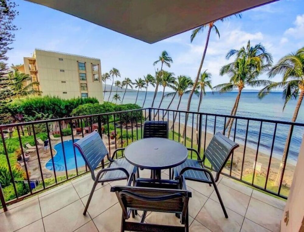 Condo, 2 Bedrooms