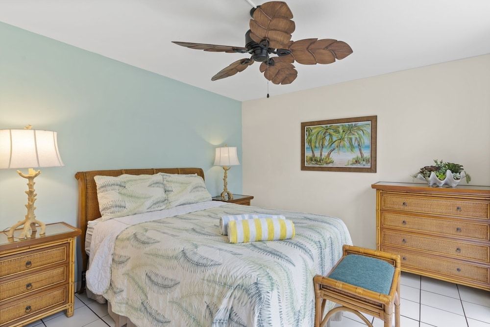 Condo, 2 Bedrooms