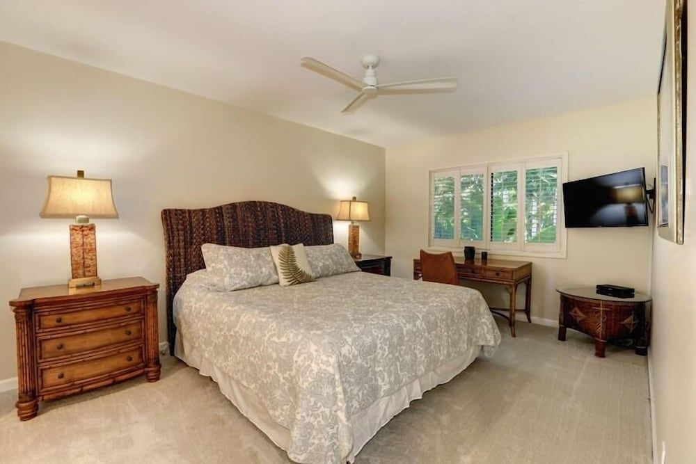 Condo, 2 Bedrooms