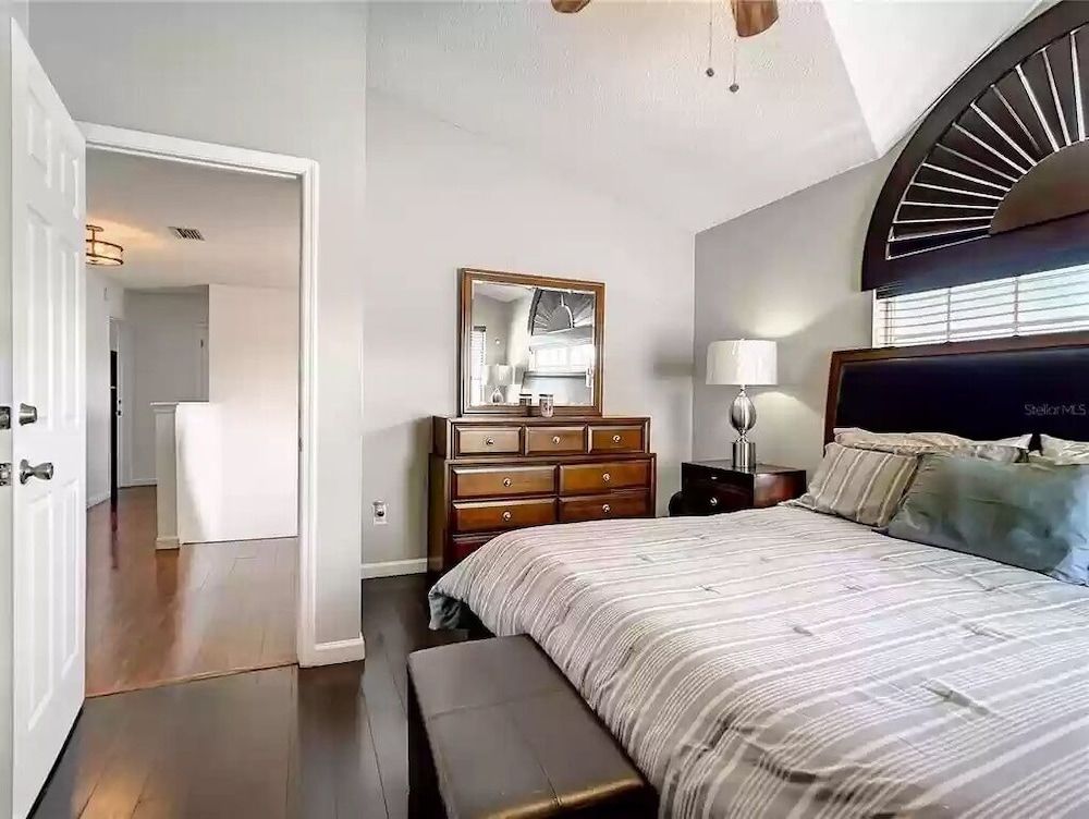 House, 4 Bedrooms