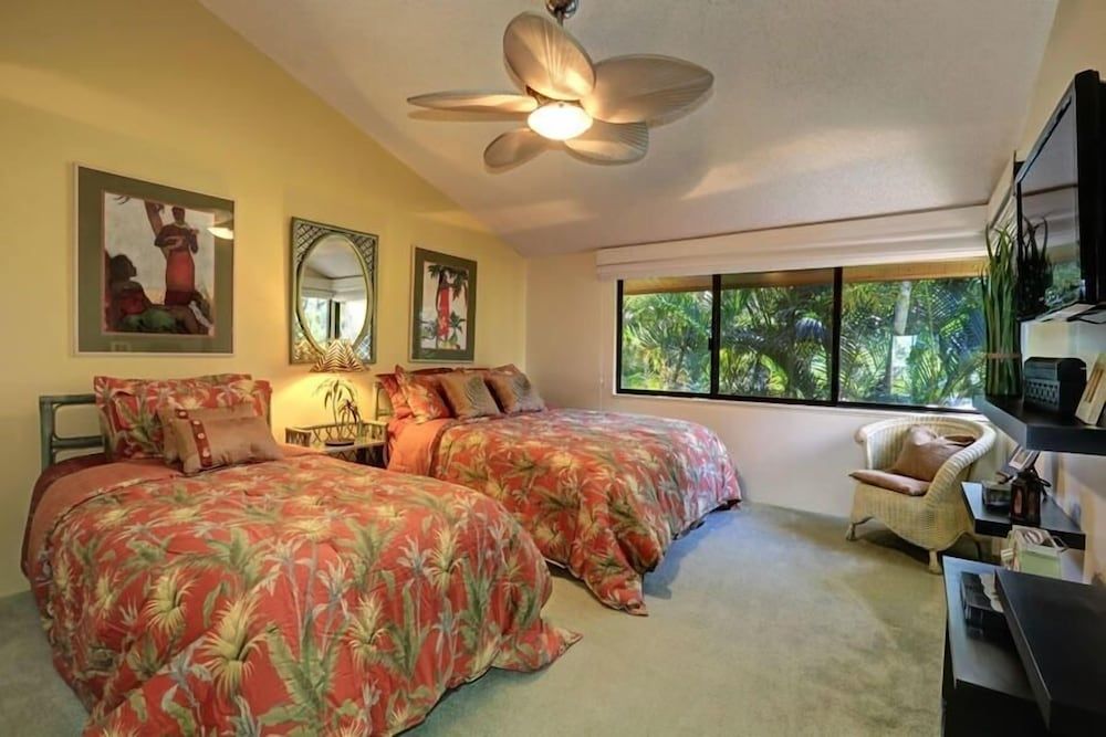 Condo, 2 Bedrooms