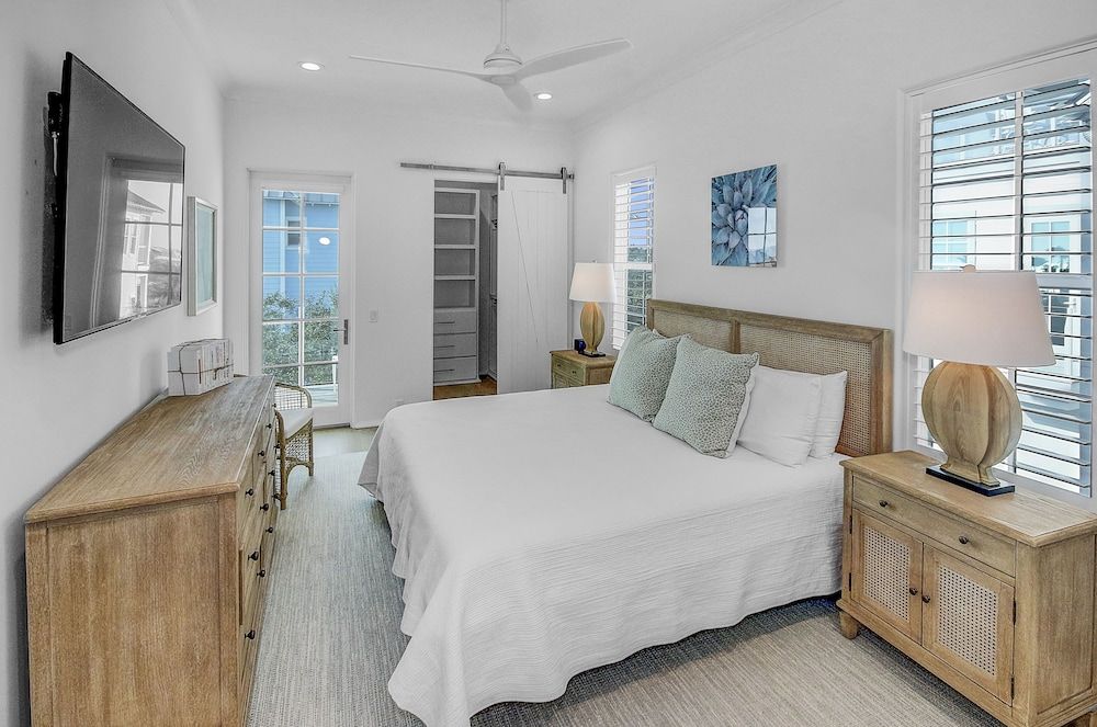 House, Multiple Bedrooms