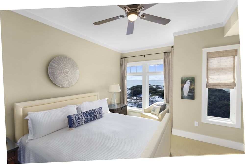 Condo, 3 Bedrooms