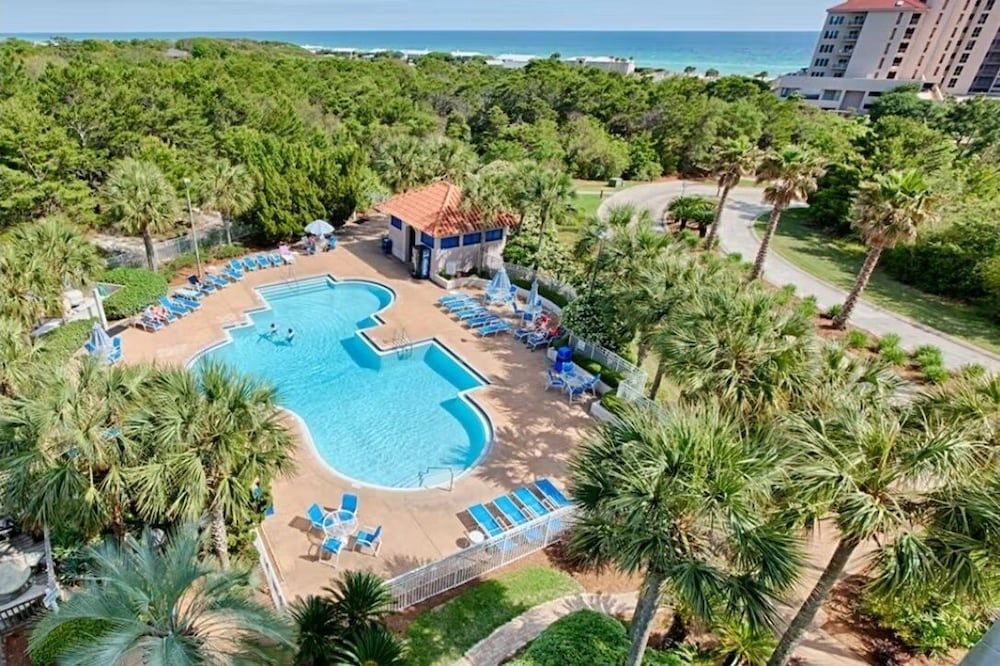 Condo, 2 Bedrooms