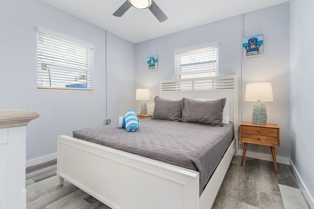 House, 2 Bedrooms