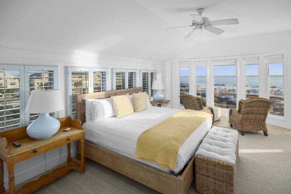 Condo, 3 Bedrooms