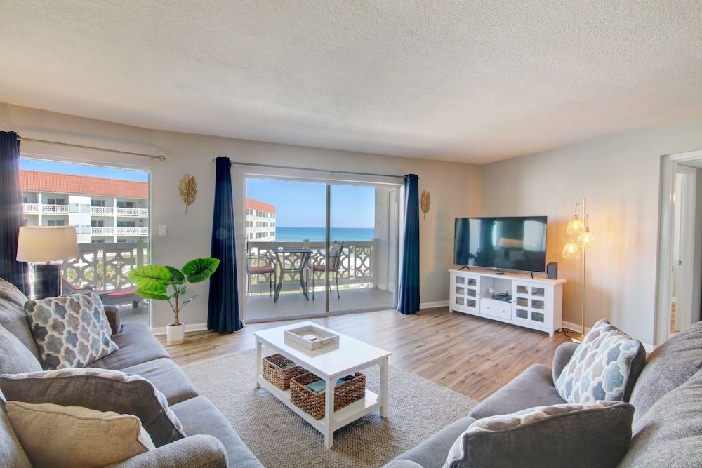 Condo, 1 Bedroom