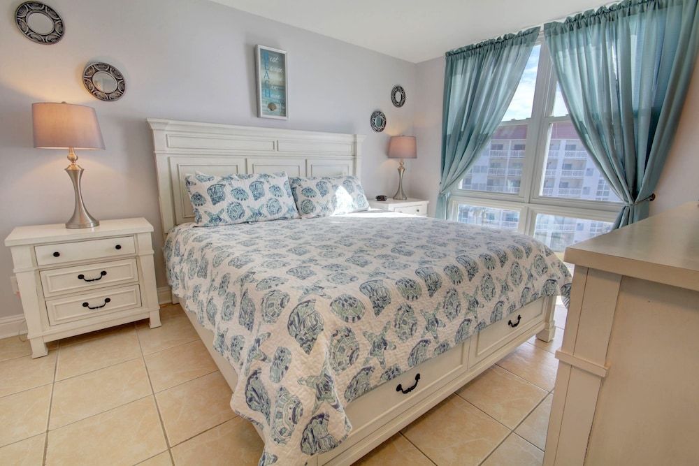 Condo, 1 Bedroom