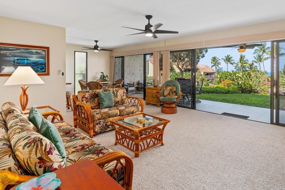Condo, 2 Bedrooms
