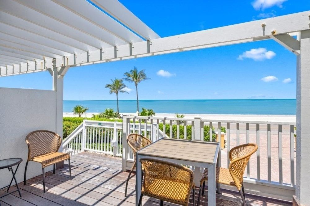 Condo, 3 Bedrooms