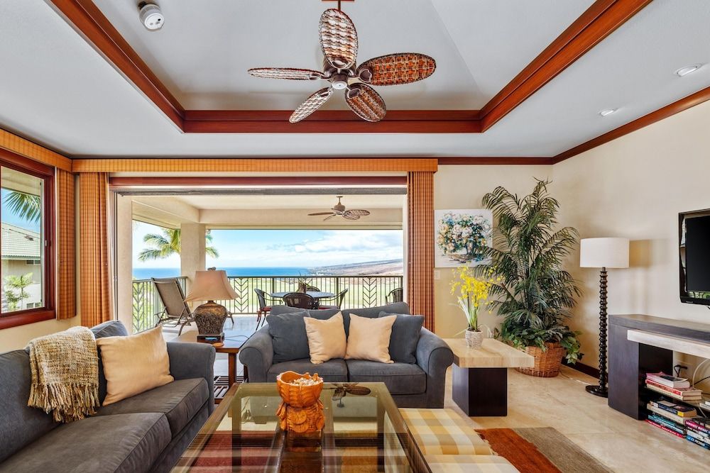 Condo, 3 Bedrooms