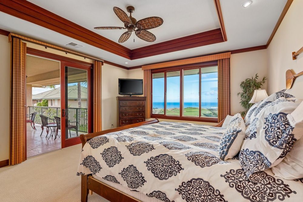 Condo, 3 Bedrooms
