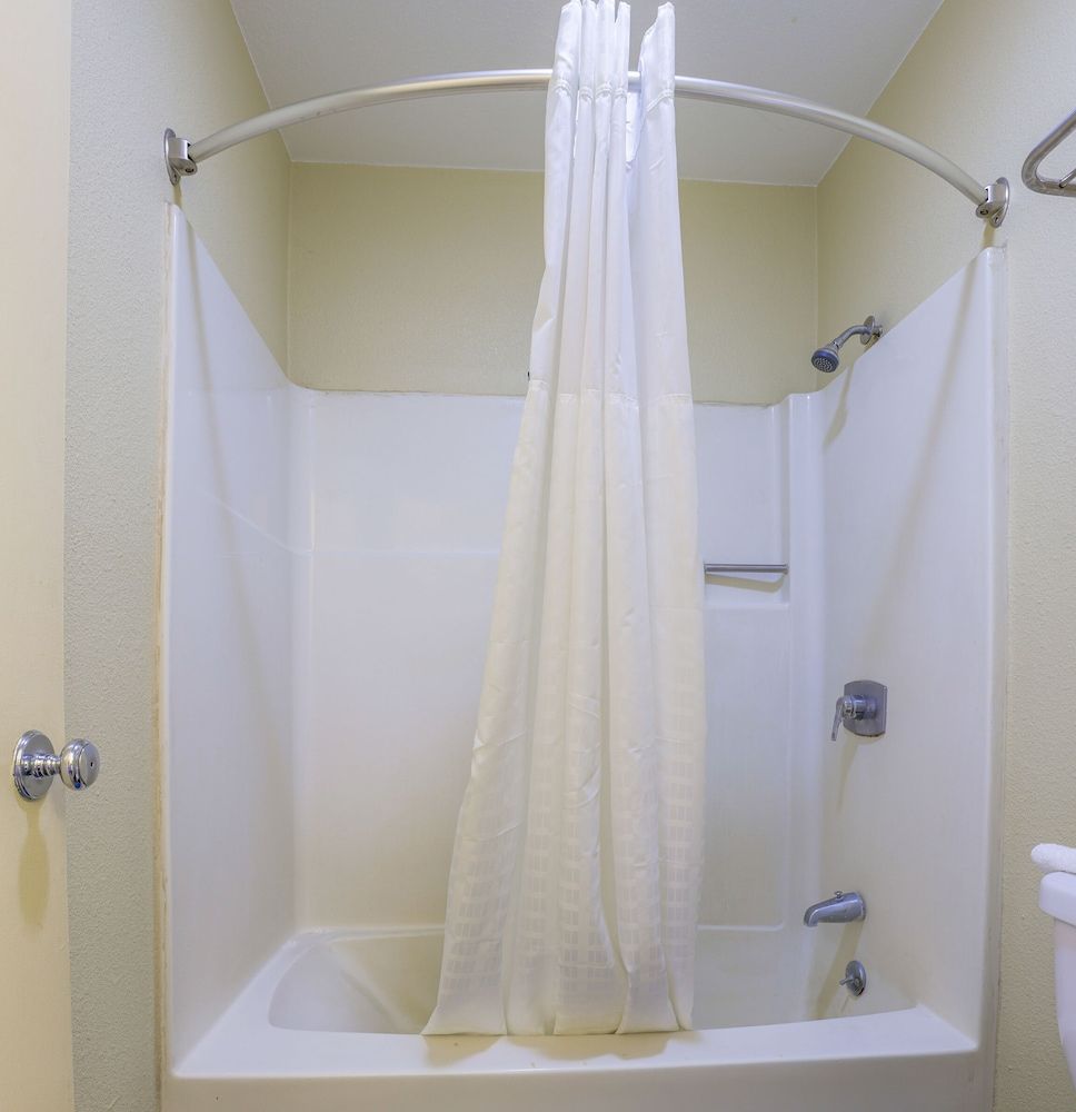 Budget Inn By OYO Natural Bridge I-81 Room, 1 Queen Bed, Non Smoking 9