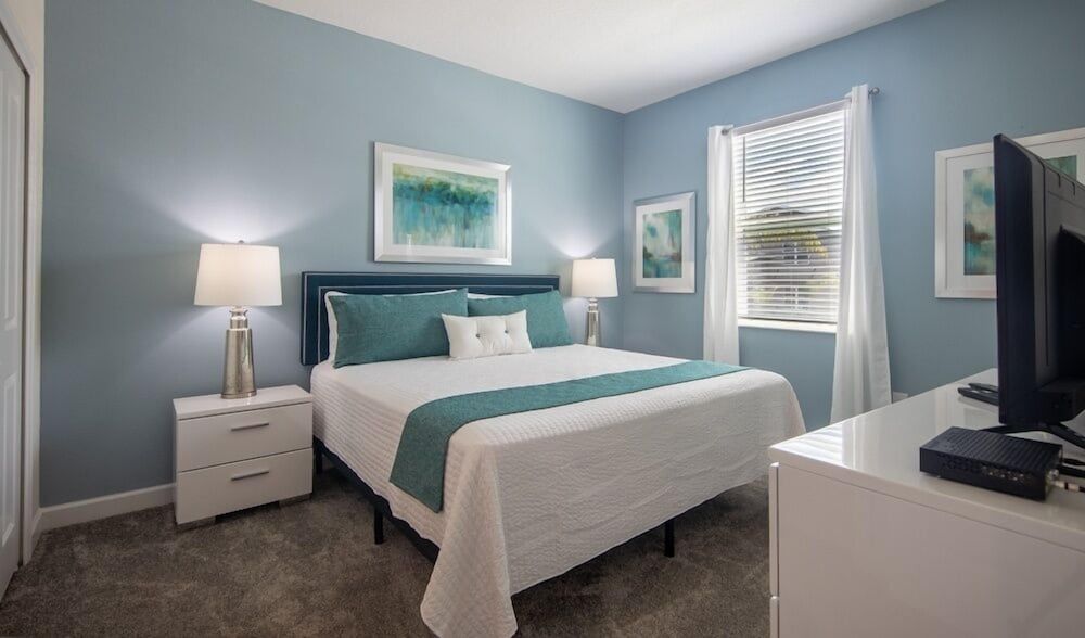 House, Multiple Bedrooms