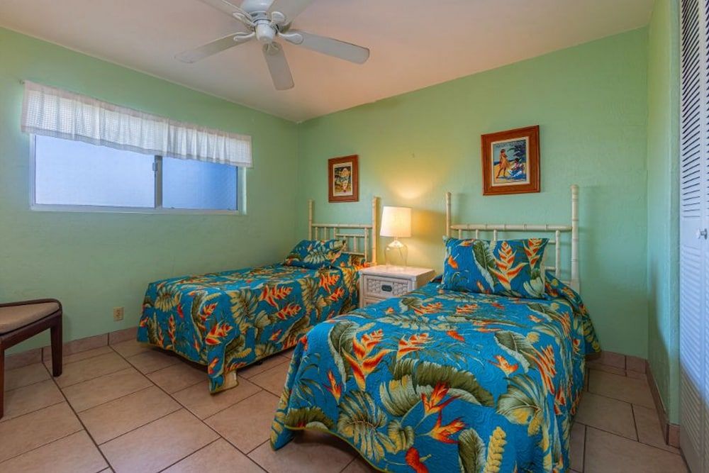 Condo, 2 Bedrooms