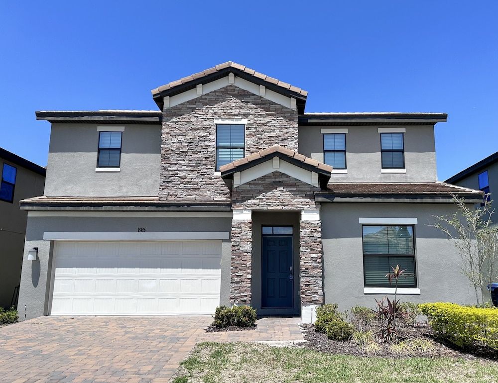 House, 4 Bedrooms